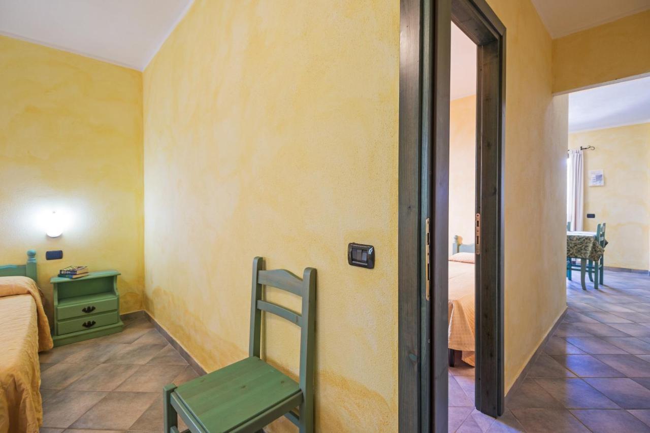 Appartamento Gli Ontani Cala Liberotto Kültér fotó
