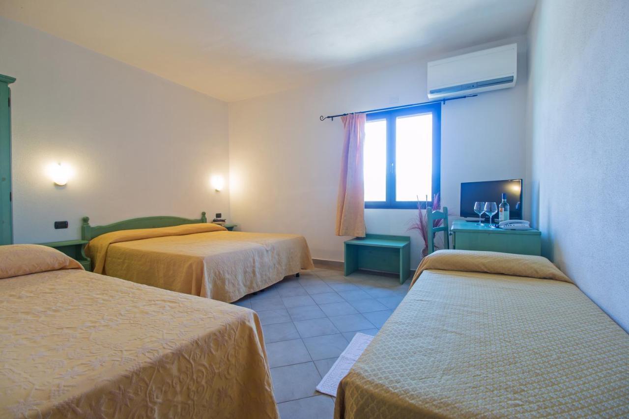 Appartamento Gli Ontani Cala Liberotto Kültér fotó
