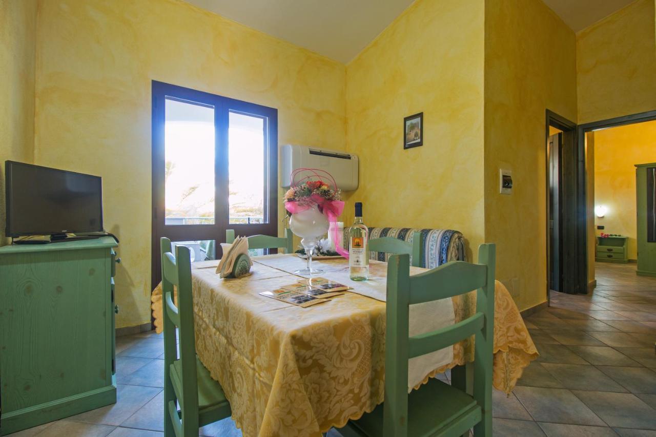 Appartamento Gli Ontani Cala Liberotto Kültér fotó